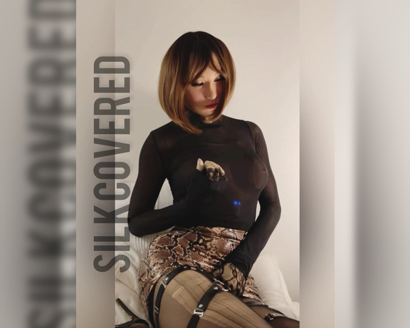 TS Silk aka silklivingdoll - 07-06-2021 OnlyFans Video - Mid night special _ 5 minutes of me ripping a pair of lovely Wolford Individual 20