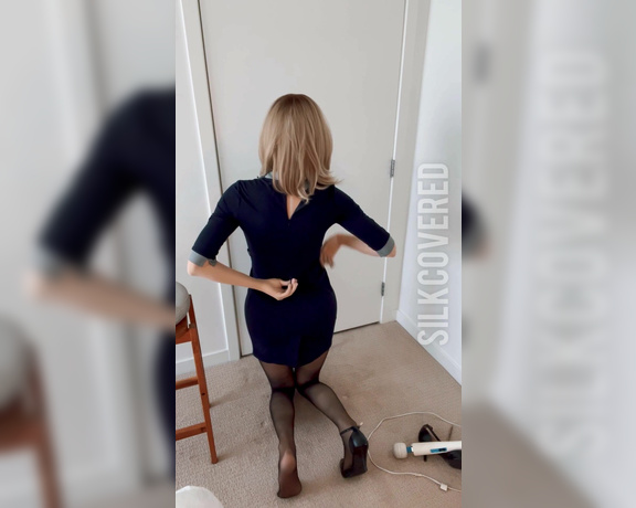 TS Silk aka silklivingdoll - 06-20-2022 OnlyFans Video - Do you like my stewardess uniform Its so tight and shows my curve well