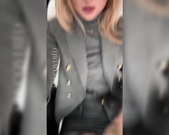 TS Silk aka silklivingdoll - 03-05-2024 OnlyFans Video - Parked up in my driveway and was just too horny