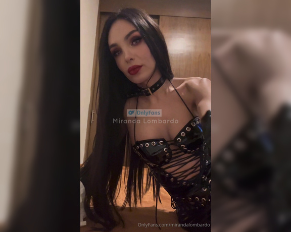 Miranda Lombardo aka mirandalombardo - 10-08-2024 OnlyFans Video - Nos portamos mal