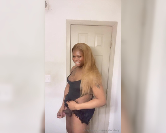 Akasha La Negra aka mz_dondolly - 01-29-2025 OnlyFans Video - Call him with my dick out