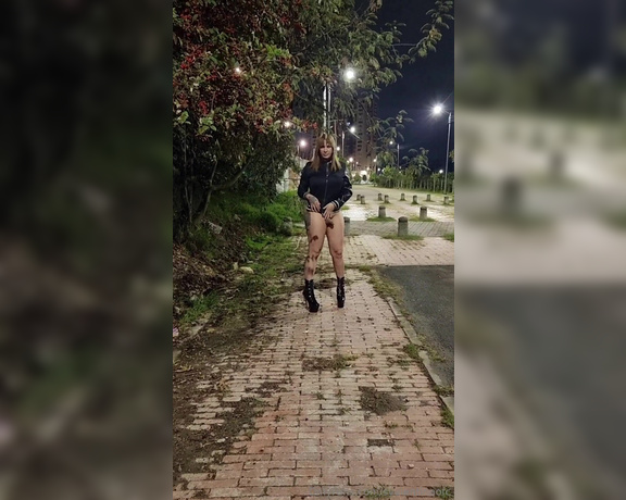 Sabrina Valentina aka svalentinaofc - 09-14-2023 OnlyFans Video - Una buena paja en el parke Los vecinos me miraban completamente desnuda desde los edificios