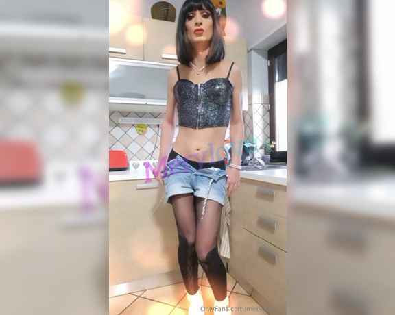 TS Merylove aka meryloveee - 11-23-2024 OnlyFans Video - Ciao perversi scusate lassenza di questi giorni ma avevo voglia di staccare un po la spina