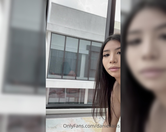 TS Gypsyyroseb aka gypsyyroseb - 08-02-2021 OnlyFans Video - Sucking on a dildo right in front of the big glass mirror so everyone can see