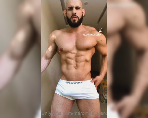 Lucas Alencar aka maromba_alencar - 07-22-2023 OnlyFans Video - Deodorants Challenge