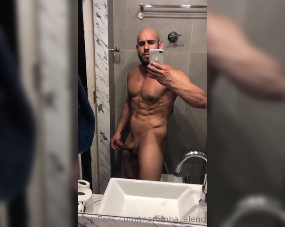 Lucas Alencar aka maromba_alencar - 08-07-2023 OnlyFans Video - Checking my body and shape