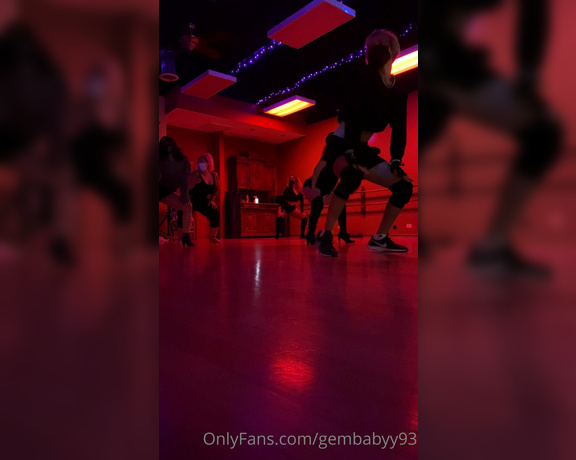 Gimena Caldera aka gemgunnpremium - 04-15-2021 OnlyFans Video - Dance class tonight