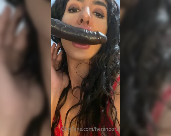 Gimena Caldera aka gemgunnpremium - 05-19-2020 OnlyFans Video - Getting on my knees and pleasuring my toy_q5nu