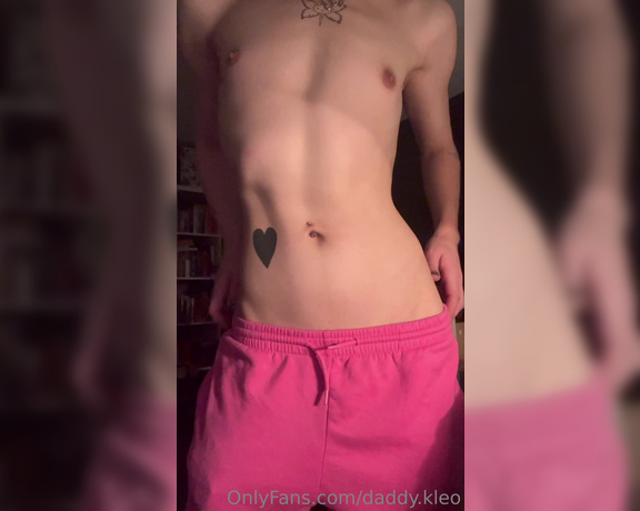 Kleo Sky aka kleo.sky - 04-07-2023 OnlyFans Video - i thought i was feeling better yesterday but had the worst neck pain in the evening