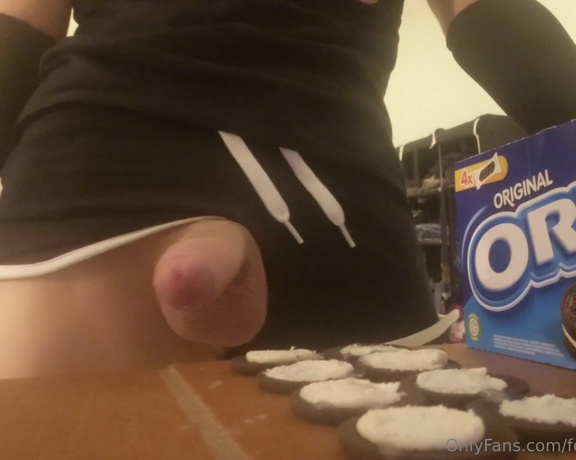 Femboypuppyy aka femboypuppyy - 02-01-2024 OnlyFans Video - I tried the new Oreo Boymilk Edition out and it is pretty good 3 Eating food