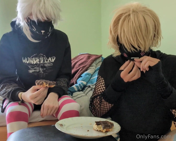 Femboypuppyy aka femboypuppyy - 07-08-2024 OnlyFans Video - We glazed our chocolate waffles in femboy cummies and ate them gtlt Oh and lots of