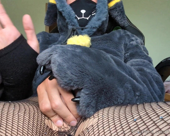 Femboypuppyy aka femboypuppyy - 08-14-2024 OnlyFans Video - Umbreon Femboy knots his ass and cums twice gt_lt Hands free cumshots are one of my