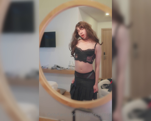 Princess Rosé aka tsprincessrose - 03-28-2023 OnlyFans Video - My outfit when we hang out