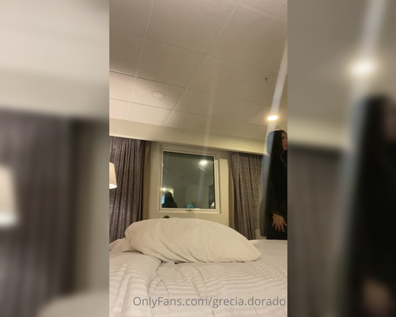 Grecia Dorado aka greciadorado - 03-08-2021 OnlyFans Video - Hoy estaba muy aburrida solita entonces decidí tocarme muy rico hasta venirme