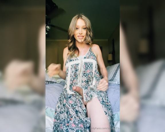 Zoey Taylor aka zoeyt123 - 06-08-2024 OnlyFans Video - Daddy should let you cum here and sit on my lap while hes camming  then