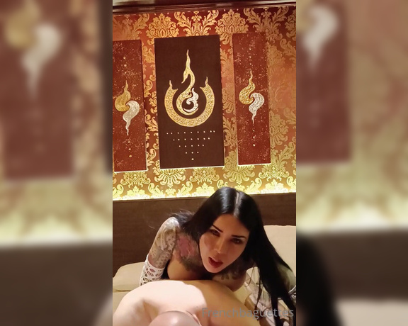 French Baguette aka frenchbaguettes - 02-15-2022 OnlyFans Video - An other session where she pound me doggy With faysexytatoo