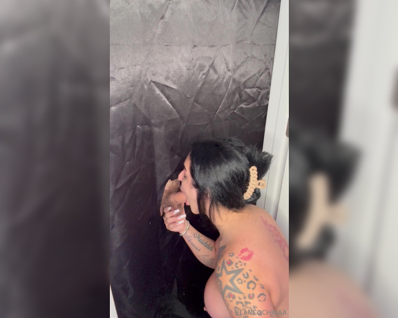 BlancoChinaa aka whitechinnaak OnlyFans Video - 09-05-2024 - Had to give him the hand job with these long nails