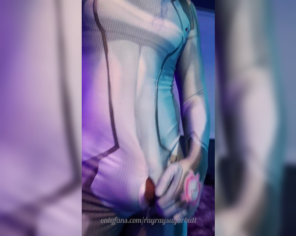 Rayray Sugarbutt aka rayraysugarbutt - 10-10-2020 OnlyFans Video - Unposted vertical video pulling my big nuts out of the Zero Suit, from when I was