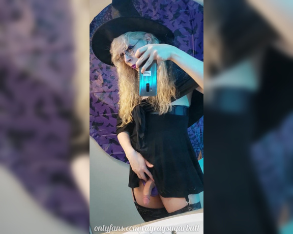 Rayray Sugarbutt aka rayraysugarbutt - 10-24-2020 OnlyFans Video - Unedited vertical video swingin my donger around in the mirror, from last years Halloween set where