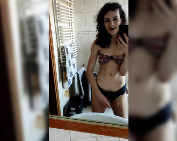 MedelaineXX aka medelainexx - 05-04-2024 OnlyFans Video - Lets go crazy in my bathroom