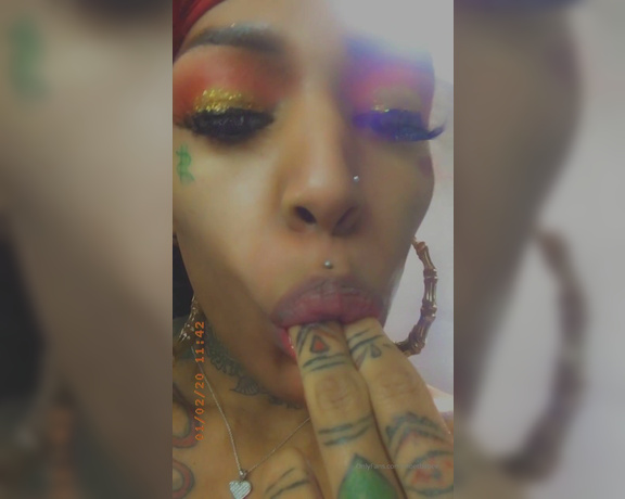 Moetbabee aka moetbabee - 01-02-2020 OnlyFans Video - MISS SHOW OUT  NEED DICK IN MY WET MOUTH