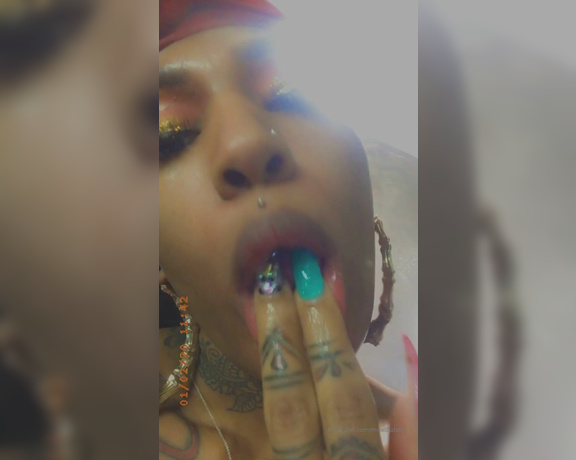 Moetbabee aka moetbabee - 01-02-2020 OnlyFans Video - MISS SHOW OUT  NEED DICK IN MY WET MOUTH