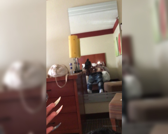 Moetbabee aka moetbabee - 03-08-2020 OnlyFans Video - MOET ATTACKING A MONSTER DICK