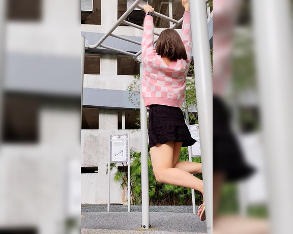 CutieMei aka cutiemei - 05-01-2025 OnlyFans Video - More playground shenanigans_q004