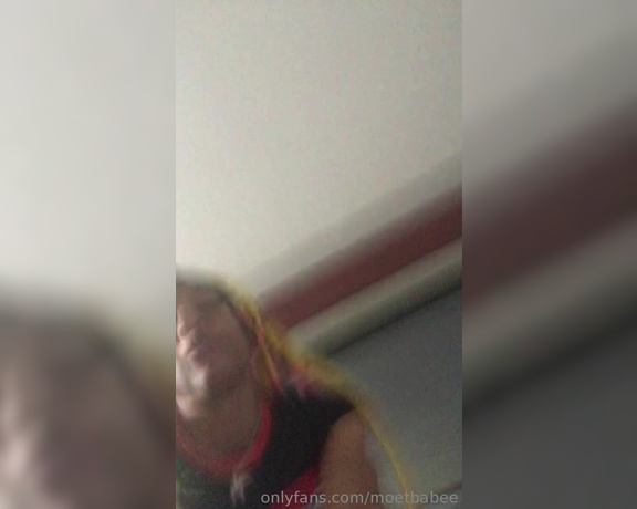 Moetbabee aka moetbabee - 05-16-2019 OnlyFans Video - Sucking the nutt out of a pretty chocolate dick