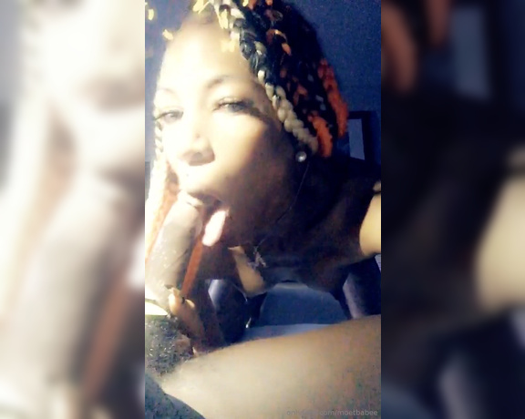 Moetbabee aka moetbabee - 05-22-2019 OnlyFans Video - Sucking a young chocolate 18 year old