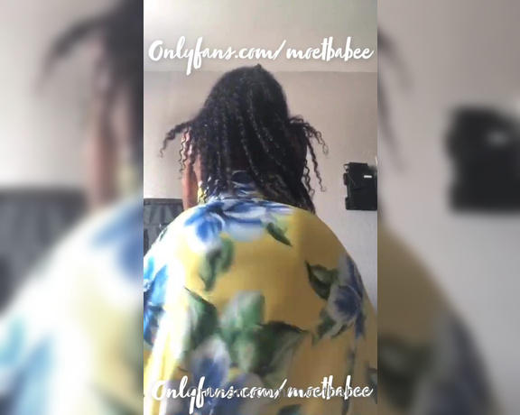 Moetbabee aka moetbabee - 08-09-2020 OnlyFans Video - I LOVE MY DRESSES