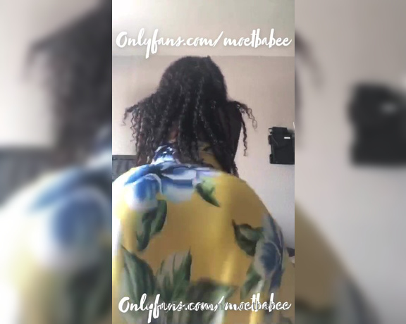 Moetbabee aka moetbabee - 08-09-2020 OnlyFans Video - I LOVE MY DRESSES