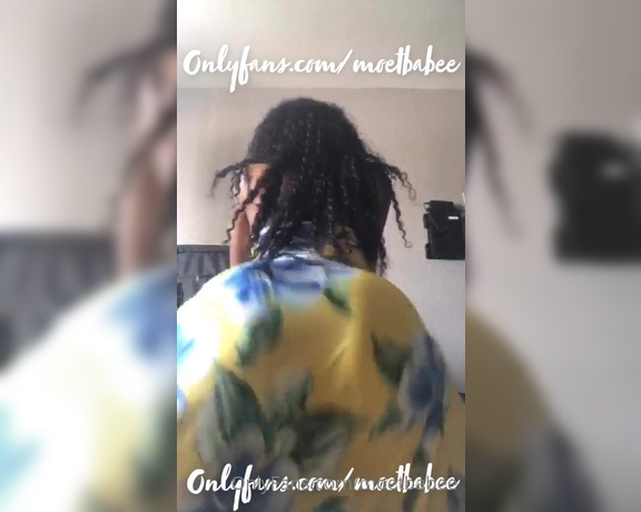 Moetbabee aka moetbabee - 08-09-2020 OnlyFans Video - I LOVE MY DRESSES