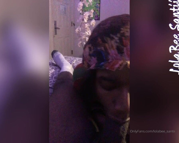 LolaBee Santii aka lolabee_santii - 01-10-2020 OnlyFans Video - He hates holding the phone lol especially when he want some dick