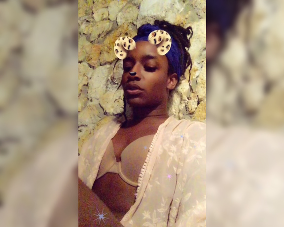 LolaBee Santii aka lolabee_santii - 10-21-2018 OnlyFans Video - Over the weekend