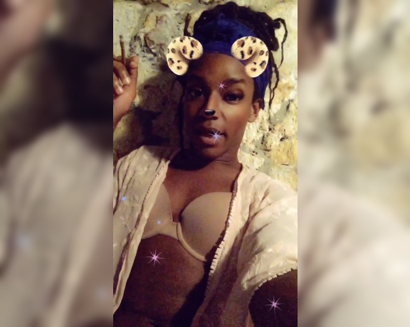 LolaBee Santii aka lolabee_santii - 10-21-2018 OnlyFans Video - Over the weekend