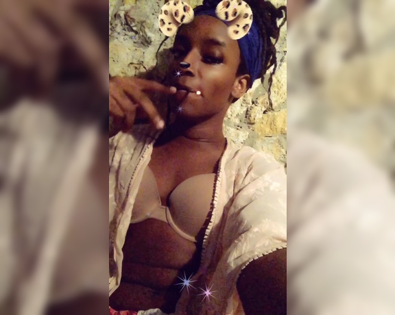 LolaBee Santii aka lolabee_santii - 10-21-2018 OnlyFans Video - Over the weekend