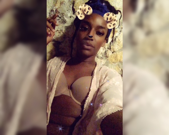 LolaBee Santii aka lolabee_santii - 10-21-2018 OnlyFans Video - Over the weekend