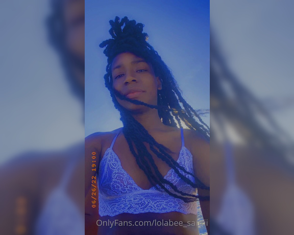 LolaBee Santii aka lolabee_santii - 06-26-2022 OnlyFans Video - Beach day