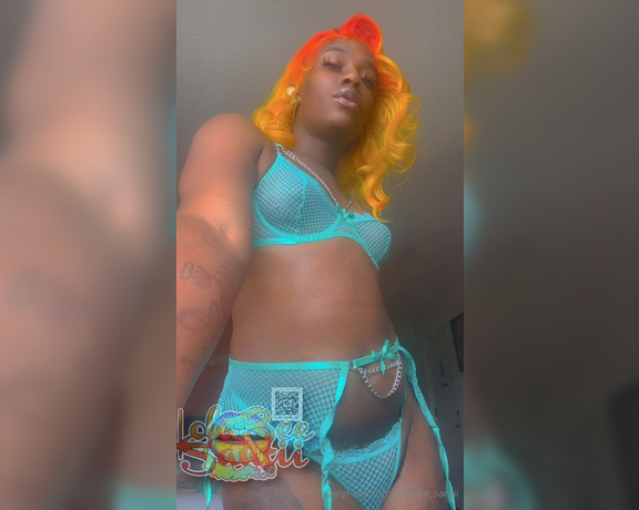 LolaBee Santii aka lolabee_santii - 09-30-2023 OnlyFans Video - Good morning  daddies How are you feeling this morning boo Lets chat while I edit