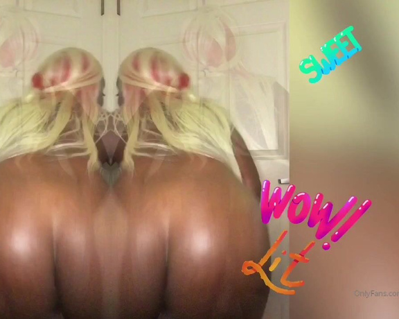 LolaBee Santii aka lolabee_santii - 10-26-2019 OnlyFans Video - I know you been ready to see me bounce this ass up and down