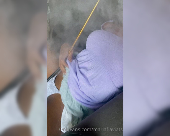 Maria Flavia Ts aka mariaflaviats - 09-21-2021 OnlyFans Video - Fumando um narguilé pra relaxar