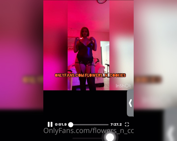 Mistress Kameel aka flowers_n_cookies - 10-30-2022 OnlyFans Video - If you want full video tip 40 inbox and Ill send the full 10min video of