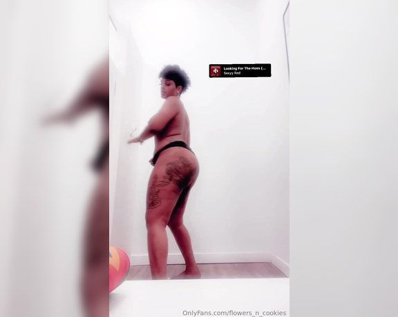 Mistress Kameel aka flowers_n_cookies - 09-03-2023 OnlyFans Video - Me playing around in the fitting room