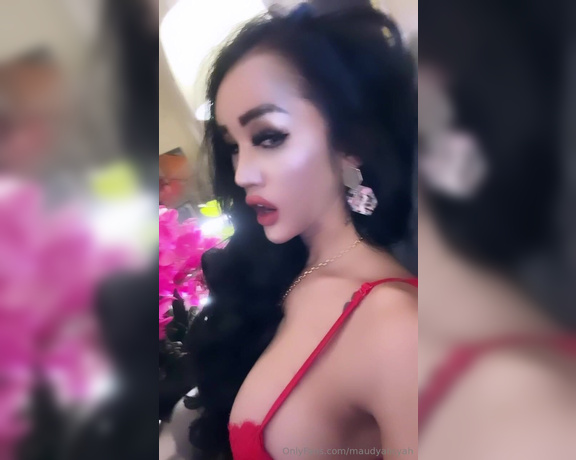 Maudy alisya aka maudyalisyah - 12-13-2023 OnlyFans Video - latest video Im very, very hot and I need a man who can lick all over