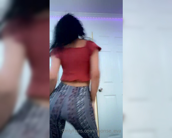 Monserrat Alfaro aka 95_monse - 09-19-2021 OnlyFans Video - Leche leche