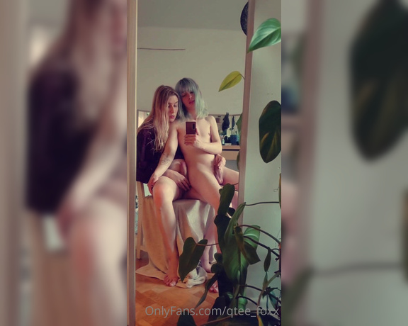 Qtee Foxx aka qtee_foxx - 09-20-2022 OnlyFans Video - Just two hot girls jerking off together  pastelle_trash