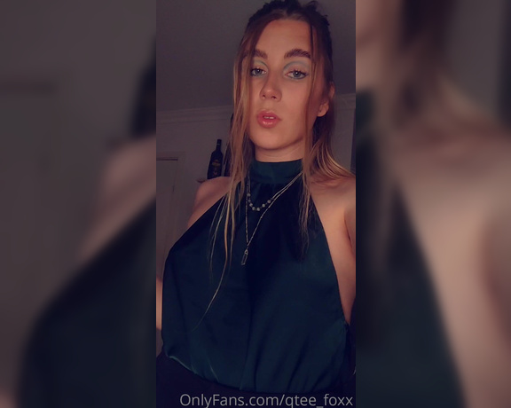 Qtee Foxx aka qtee_foxx - 01-01-2023 OnlyFans Video - My outfit yesterday at new years eve I thought I served some mommy vibes honestly