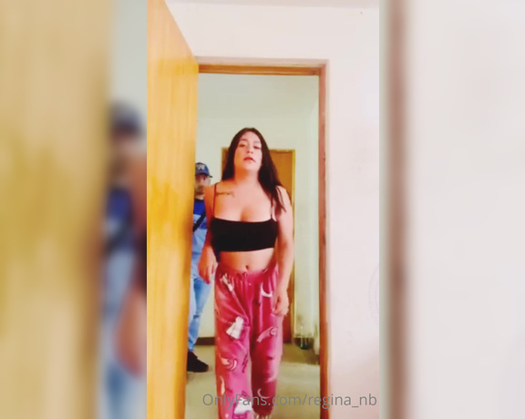 Regina Nb aka regina_nb - 10-28-2022 OnlyFans Video - Yo solo quería que repararán mi computadora y terminamos cogiendo como locos