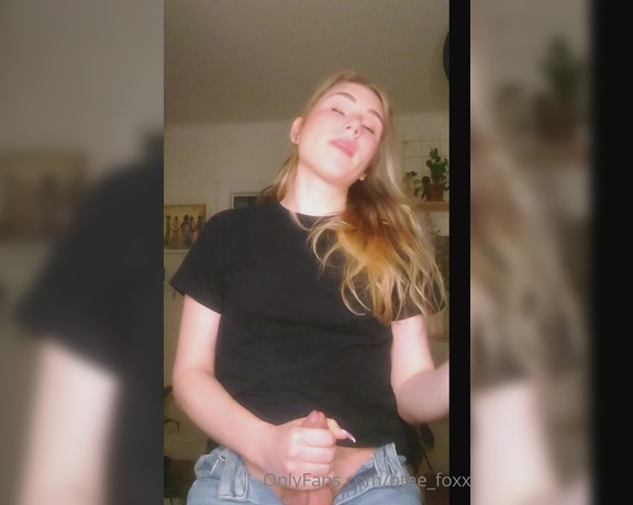 Qtee Foxx aka qtee_foxx - 12-09-2021 OnlyFans Video - Even more naughty today